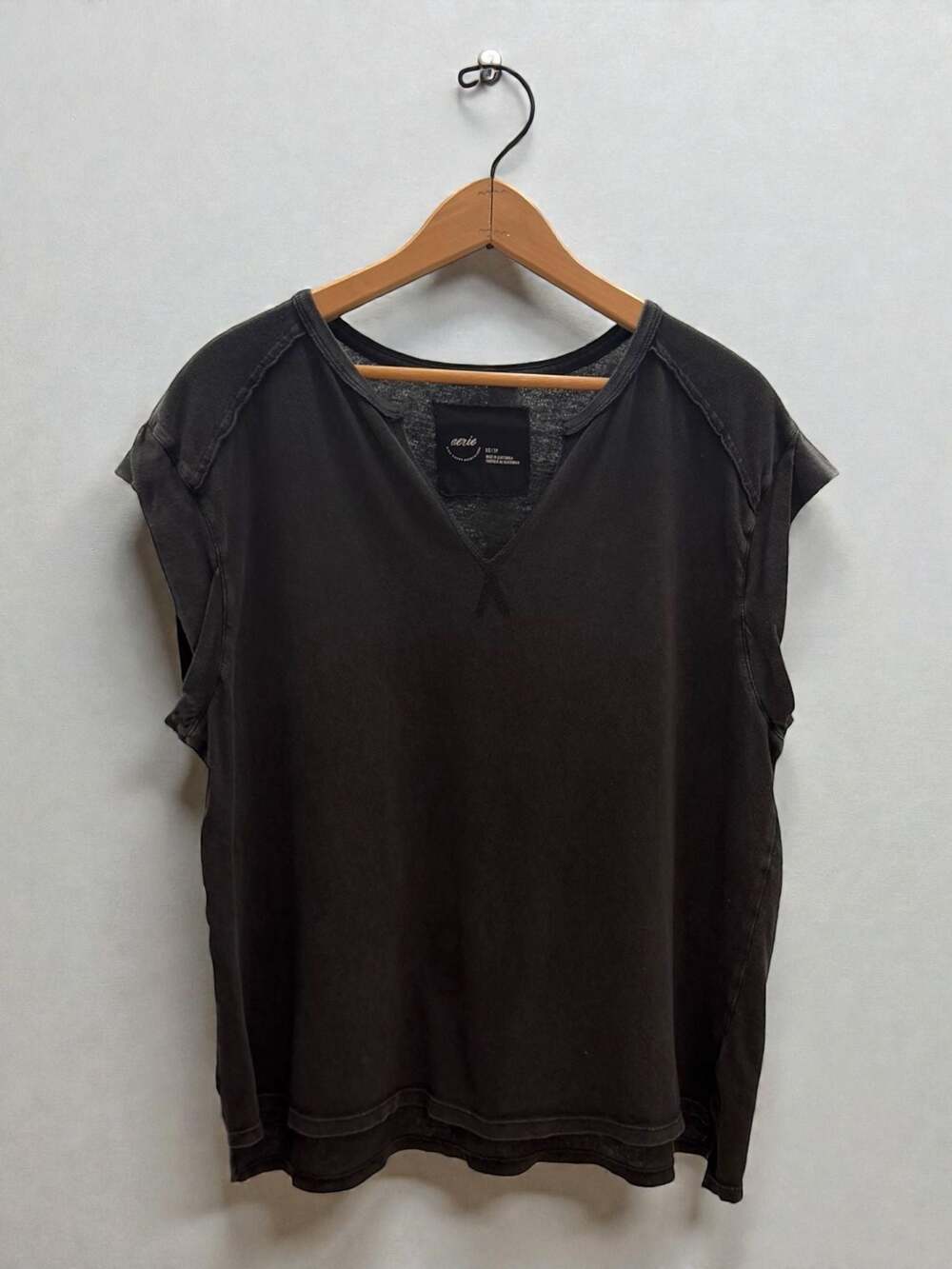 Aerie Notched V-Neck Muscle Tank Top Dark Grey Size XS